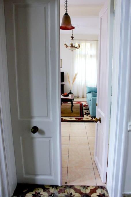 Calliope'S Neoclassical Home In The Heart Of Plaka Афины Экстерьер фото